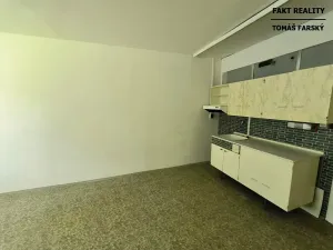 Pronájem bytu 1+kk, Děčín, Želenická, 25 m2