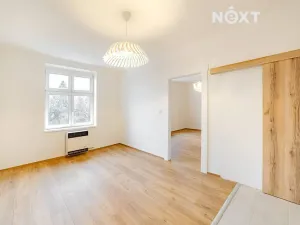 Pronájem bytu 2+kk, Praha - Nusle, Na Jezerce, 51 m2