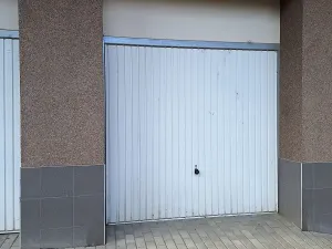 Pronájem garáže, Brno, Trýbova, 20 m2