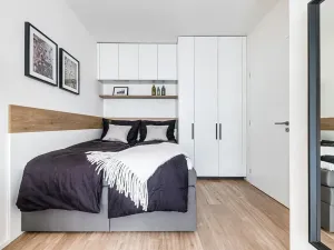 Pronájem bytu 2+kk, Praha - Karlín, Thámova, 47 m2