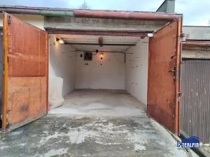 Pronájem garáže, Liberec, Kunratická, 19 m2
