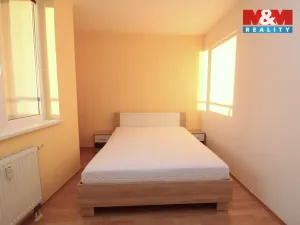 Pronájem bytu 3+kk, Praha, Petržílkova, 87 m2