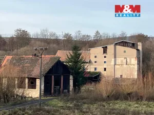 Prodej zemědělské usedlosti, Pnětluky, 181 m2