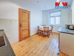 Prodej bytu 2+1, Teplice - Trnovany, Masarykova třída, 67 m2