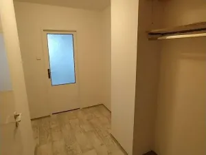 Pronájem bytu 2+kk, Praha - Vokovice, Kladenská, 52 m2