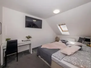 Pronájem bytu 2+kk, Praha, 50 m2