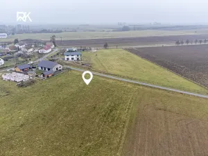 Prodej pozemku pro bydlení, Uhersko, 944 m2