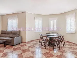 Prodej vily, Torrevieja, Španělsko, 116 m2