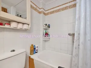 Prodej rodinného domu, Torrevieja, Španělsko, Ronda César Cánovas Girada, 50 m2