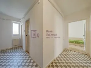 Pronájem bytu 2+1, Jindřichův Hradec, Tovární, 56 m2