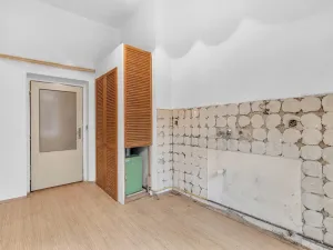 Prodej bytu 2+1, Hradec Králové, Komenského, 98 m2