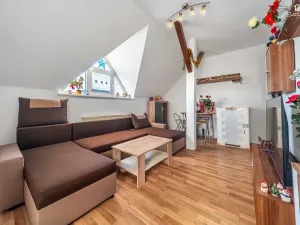 Prodej bytu 2+kk, Štěnovice, Lipová, 42 m2