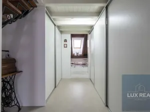 Prodej atypického bytu, Mikulov, Komenského, 164 m2