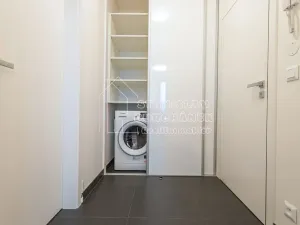 Pronájem bytu 1+kk, Praha - Střížkov, Střížkovská, 27 m2