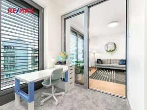 Pronájem bytu 2+kk, Praha - Libeň, Vojenova, 62 m2