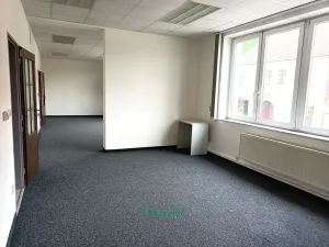 Pronájem kanceláře, Beroun, Plzeňská, 108 m2
