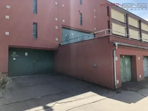 Pronájem garáže, Kladno, Bellevue, 17 m2