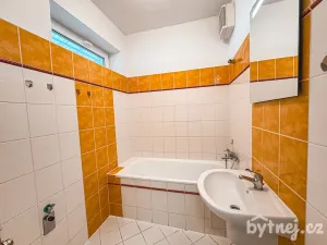 Pronájem bytu 1+kk, Blansko, Okružní, 35 m2