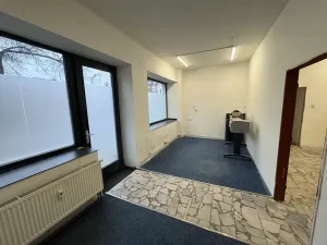 Pronájem obchodního prostoru, Měřín, Náměstí, 90 m2
