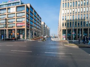 Pronájem obchodního prostoru, Praha - Karlín, U Mlýnského kanálu, 54 m2