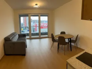 Pronájem bytu 1+kk, Praha - Hloubětín, Poděbradská, 32 m2