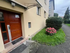 Pronájem bytu 3+1, Praha - Smíchov, U Blaženky, 76 m2