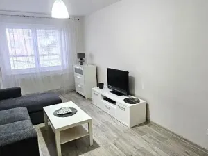 Pronájem bytu 1+1, Luštěnice, 34 m2