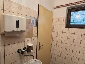 Prodej obchodního prostoru, Nová Paka, Achátová, 80 m2