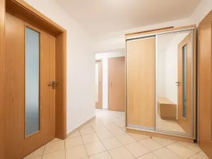 Pronájem bytu 3+1, Praha - Modřany, K Vystrkovu, 80 m2