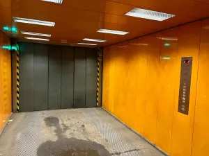 Pronájem garáže, Praha - Žižkov, Nad Ohradou, 24 m2