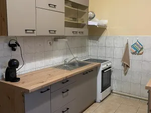 Pronájem bytu 2+1, Tisová, 57 m2