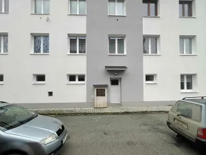 Pronájem bytu 2+1, Tisová, 57 m2