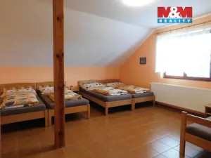 Prodej ubytování, Březí, Na štěrkách, 208 m2