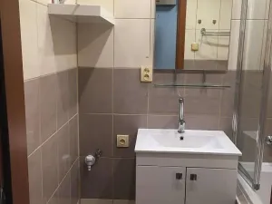 Prodej bytu 2+kk, Most, Komořanská, 33 m2