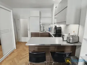 Prodej bytu 2+kk, Praha - Vysočany, Pod strojírnami, 36 m2