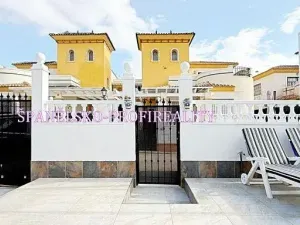 Prodej rodinného domu, Alicante, Španělsko, 105 m2