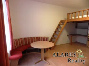 Pronájem bytu 2+1, Praha - Nusle, Čestmírova, 57 m2