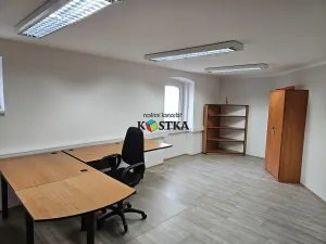 Pronájem kanceláře, Suchdol nad Odrou, Komenského, 1 m2