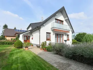 Pronájem vily, Praha - Suchdol, Havraní, 220 m2