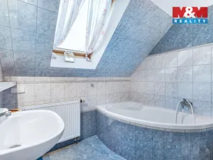 Prodej rodinného domu, Přerov nad Labem, 248 m2