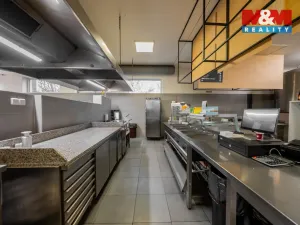Pronájem restaurace, Olomouc - Nemilany, 600 m2