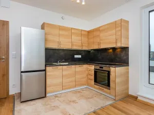 Pronájem bytu 1+kk, Praha - Hlubočepy, Fabiánové, 34 m2