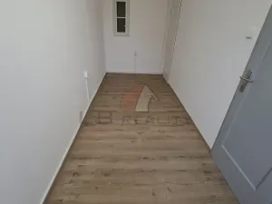 Pronájem bytu 4+1, Kolín, Štítarská, 100 m2