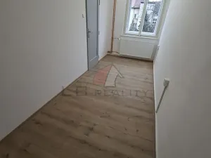 Pronájem bytu 4+1, Kolín, Štítarská, 100 m2