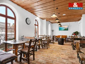 Prodej obchodního prostoru, Jablonec nad Nisou, Komenského, 600 m2