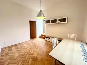 Pronájem bytu 2+kk, Praha - Nové Město, U půjčovny, 37 m2