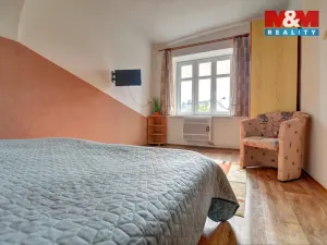 Prodej rodinného domu, Hostinné, Horská, 408 m2