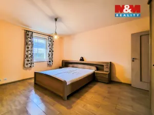 Prodej rodinného domu, Mokrovraty, 375 m2