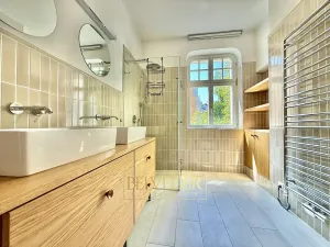 Pronájem atypického bytu, Teplice, J. V. Sládka, 134 m2