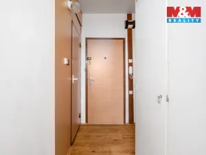 Prodej bytu 1+1, Krupka - Maršov, Karla Čapka, 35 m2